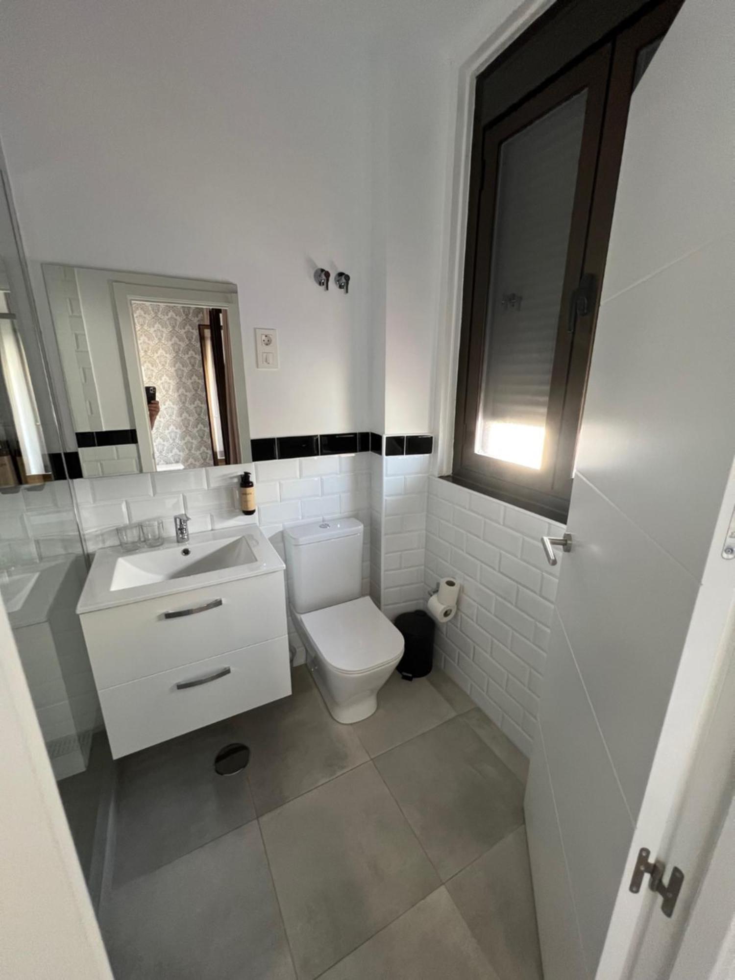 Hostal Galaico Madrid Buitenkant foto