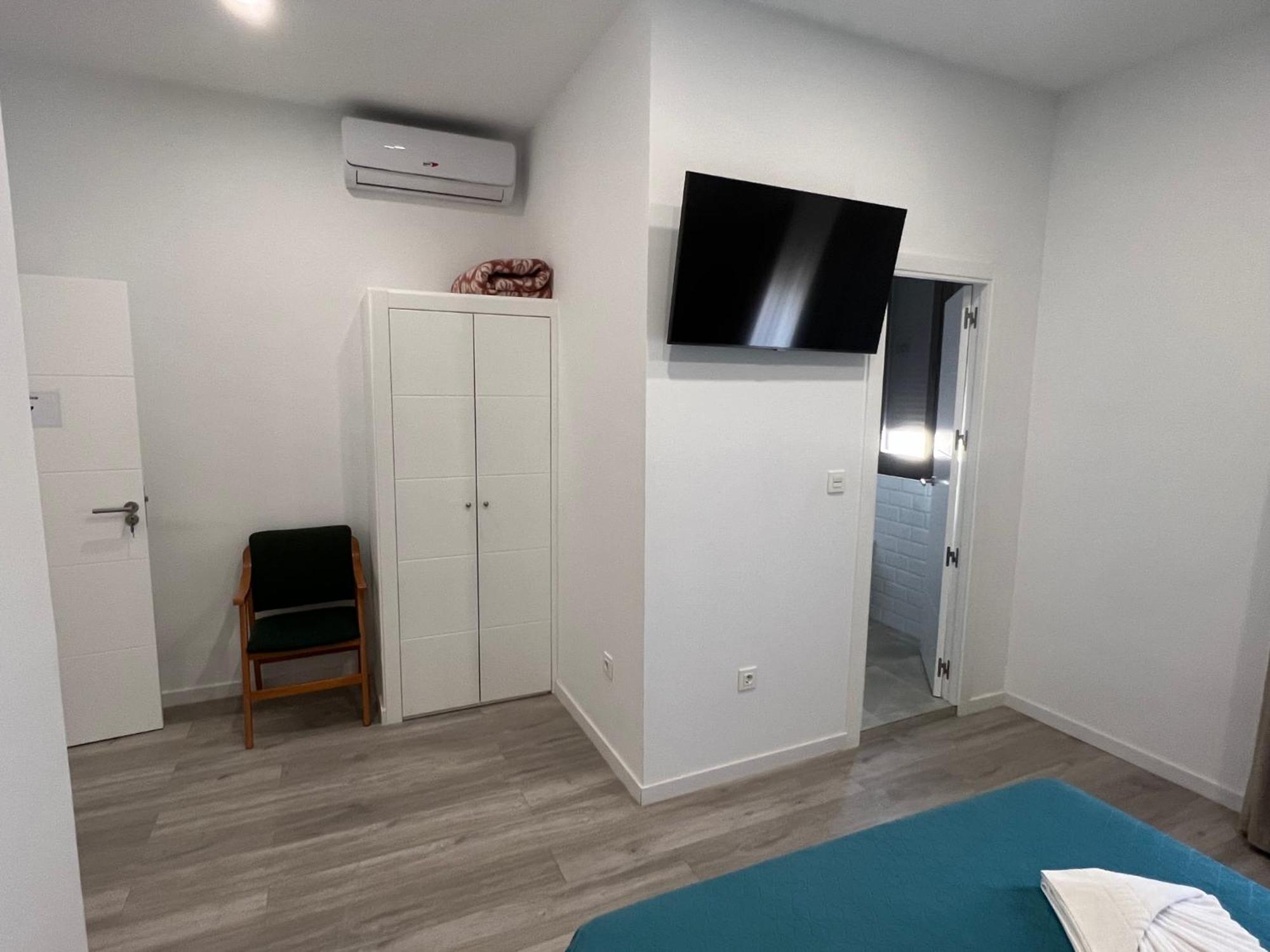 Hostal Galaico Madrid Buitenkant foto