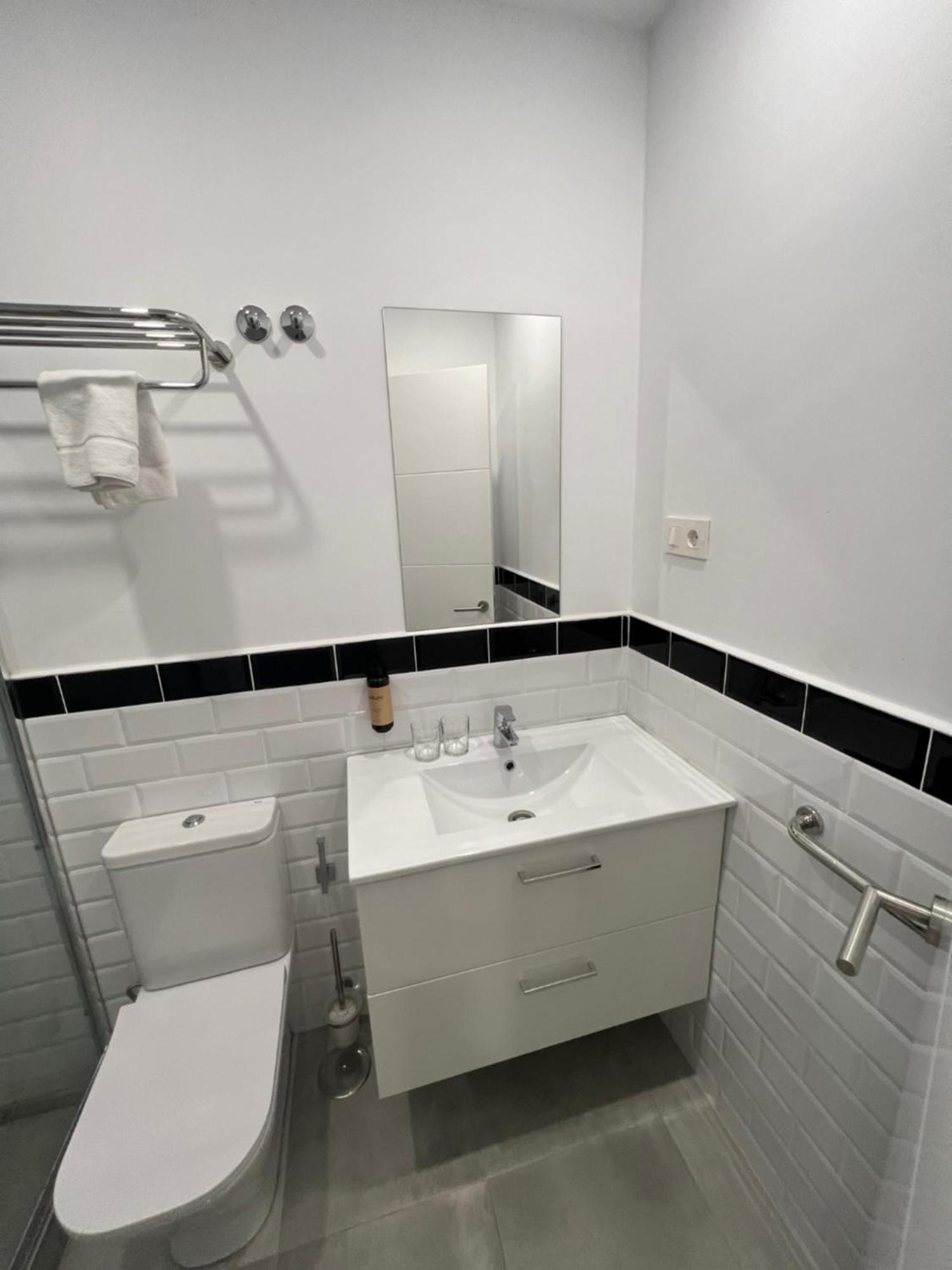 Hostal Galaico Madrid Buitenkant foto