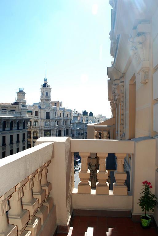 Hostal Galaico Madrid Buitenkant foto