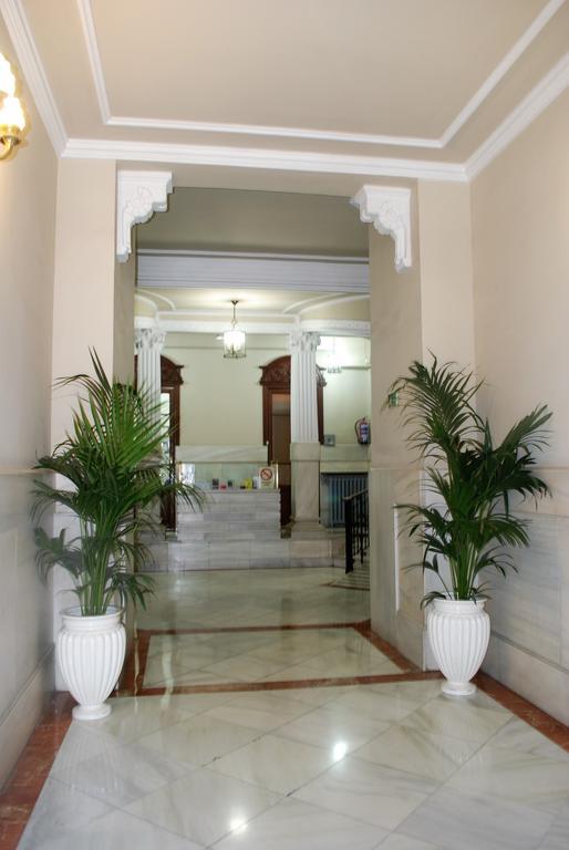 Hostal Galaico Madrid Buitenkant foto