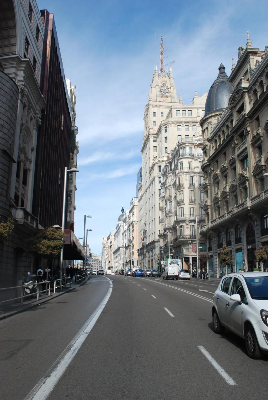 Hostal Galaico Madrid Buitenkant foto